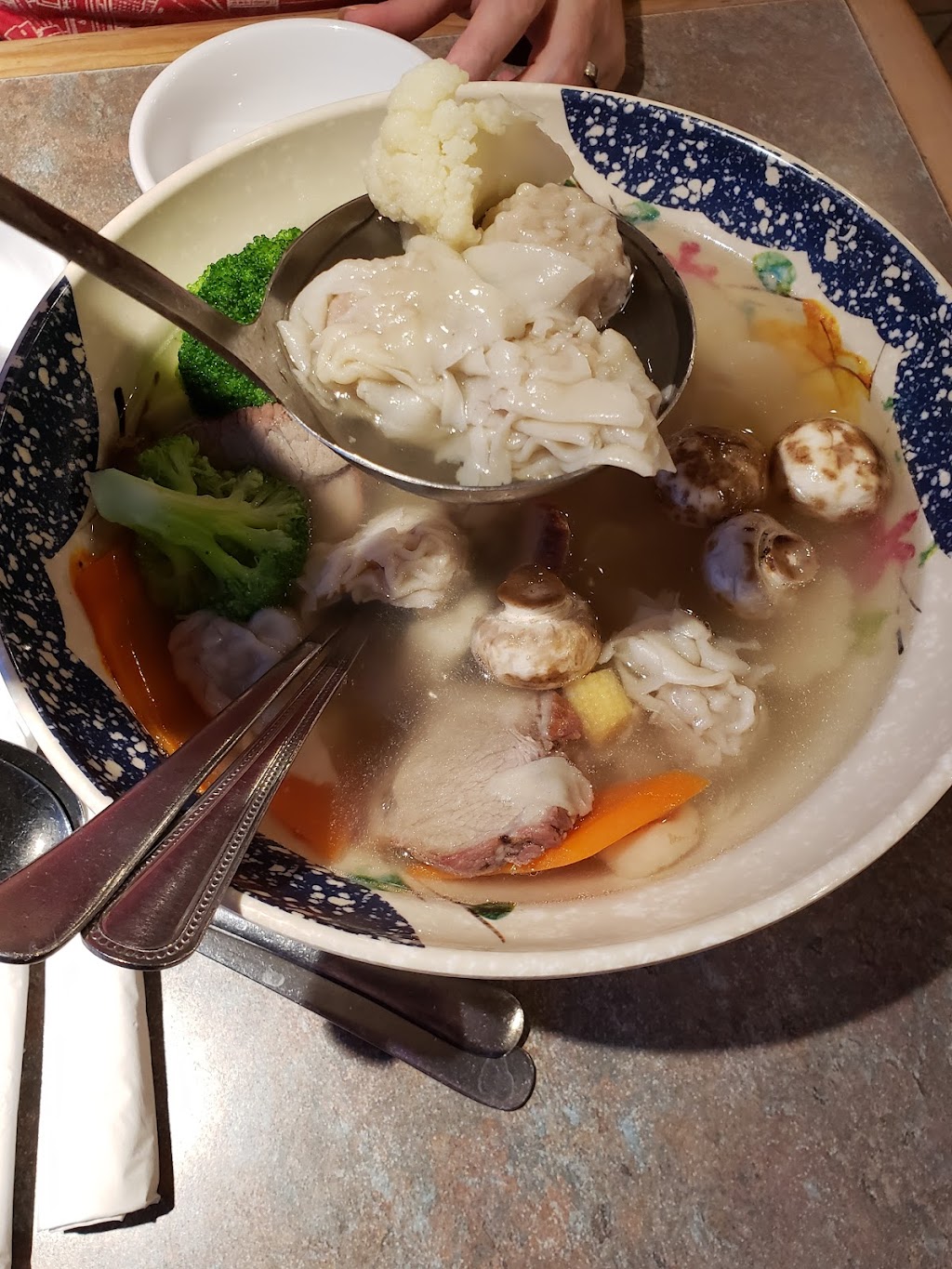 Driftwood Restaurant Port Alberni (Golden Dragon) | 5023 Johnston Rd, Port Alberni, BC V9Y 5L6, Canada | Phone: (250) 724-4032