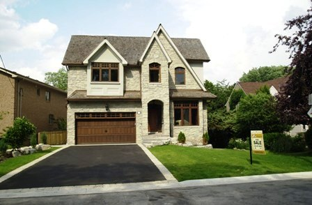 Luxor Realty Inc | 126 Millwick Dr, North York, ON M9L 1Y6, Canada | Phone: (416) 747-0050