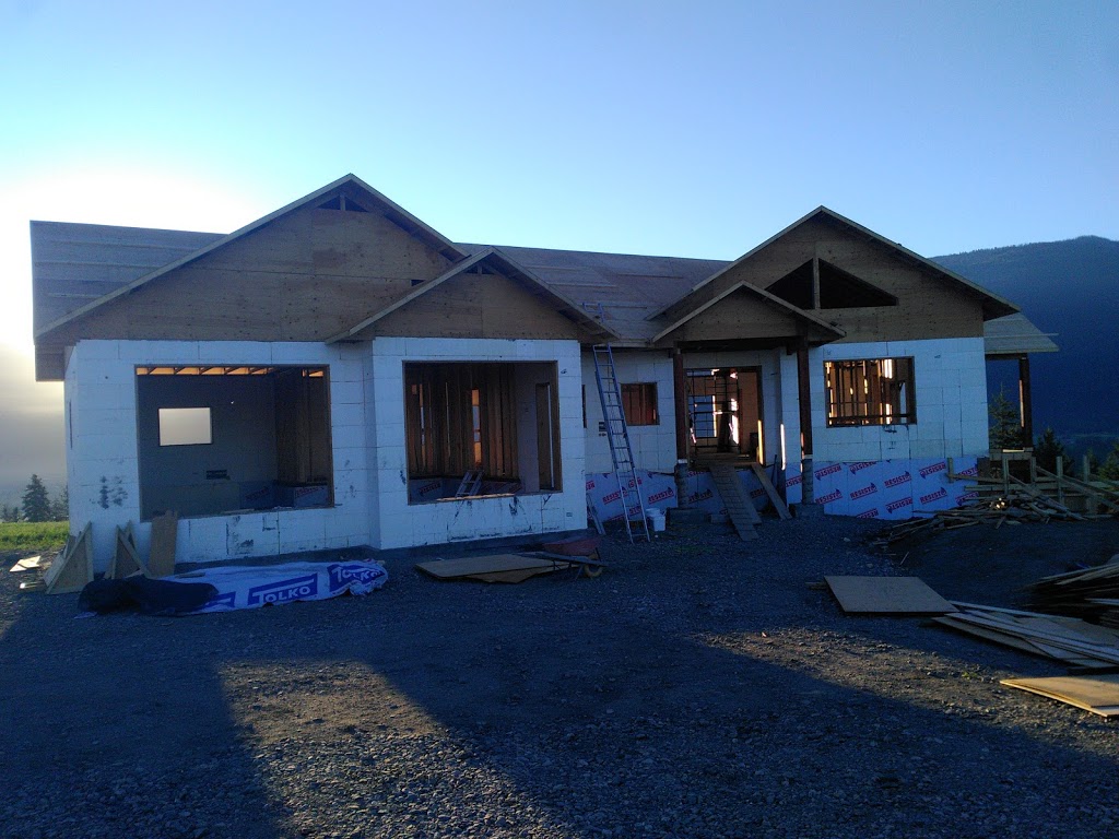 On Point Construction and Forming Ltd. | 481 Riverside Rd, Mara, BC V0E 2K0, Canada | Phone: (250) 307-7903