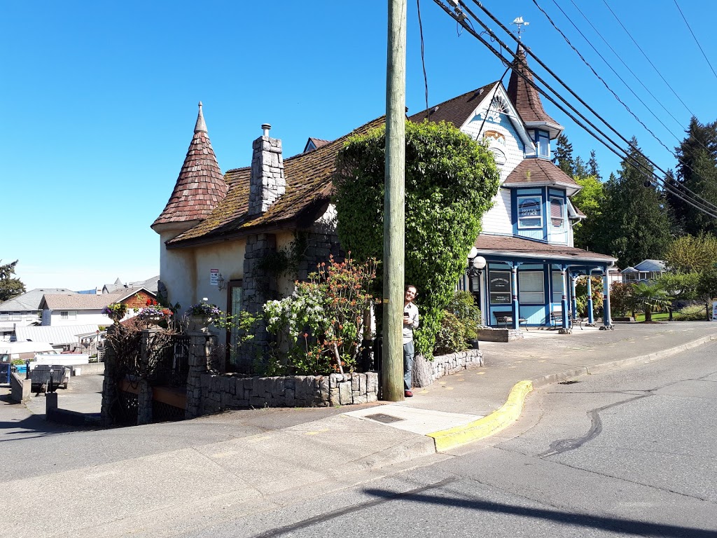 Pacific Shores Inn | 9847 Willow St, Chemainus, BC V0R 1K0, Canada | Phone: (250) 246-4987