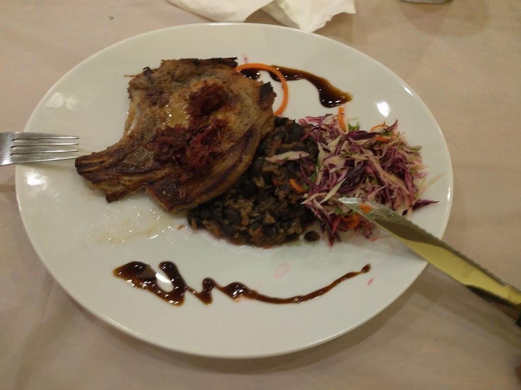 Johnathan´s Restaurant | 200 Marycroft Ave Unit 27, Woodbridge, ON L4L 5X6, Canada | Phone: (905) 856-0023