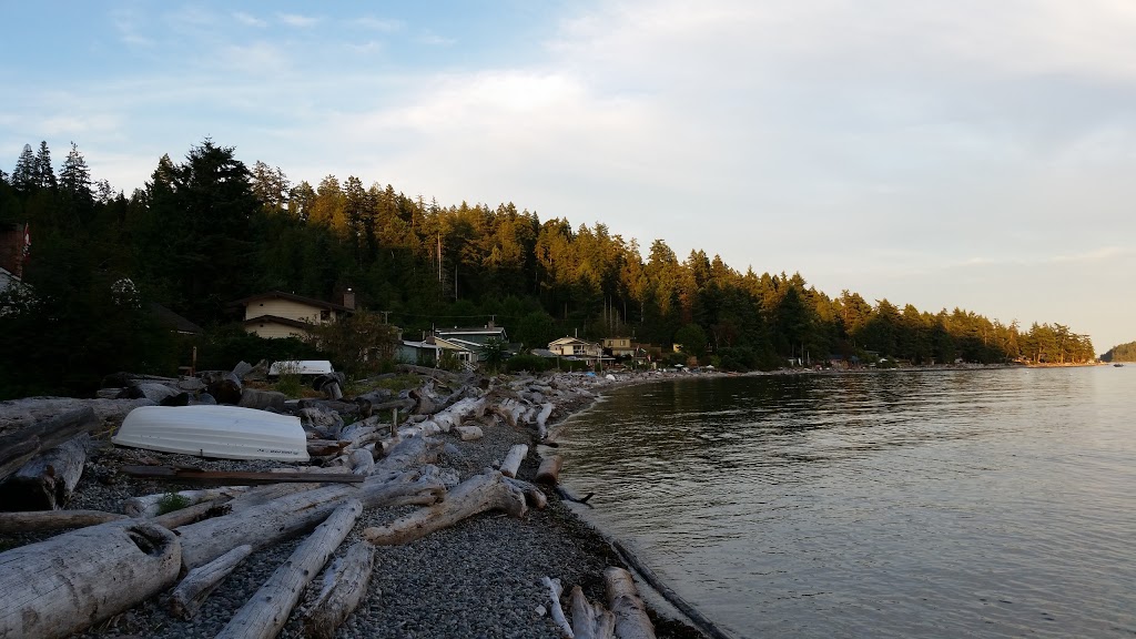 Tuckers Inn B&B | 6966 Sunshine Coast Hwy, Sechelt, BC V0N 3A8, Canada | Phone: (778) 458-2498