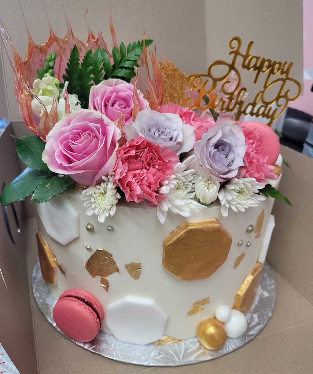 Mandis Cakes and Creations | 224 Glenridge Ave, St. Catharines, ON L2T 3J9, Canada | Phone: (905) 519-9669