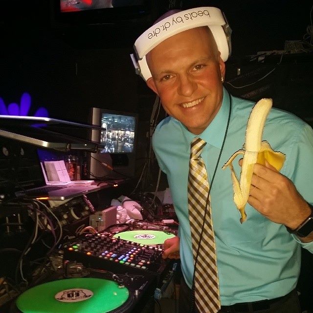 DJ Mark Sugar | 1404 Argyle Ave, Saskatoon, SK S7H 0V6, Canada | Phone: (306) 341-1710