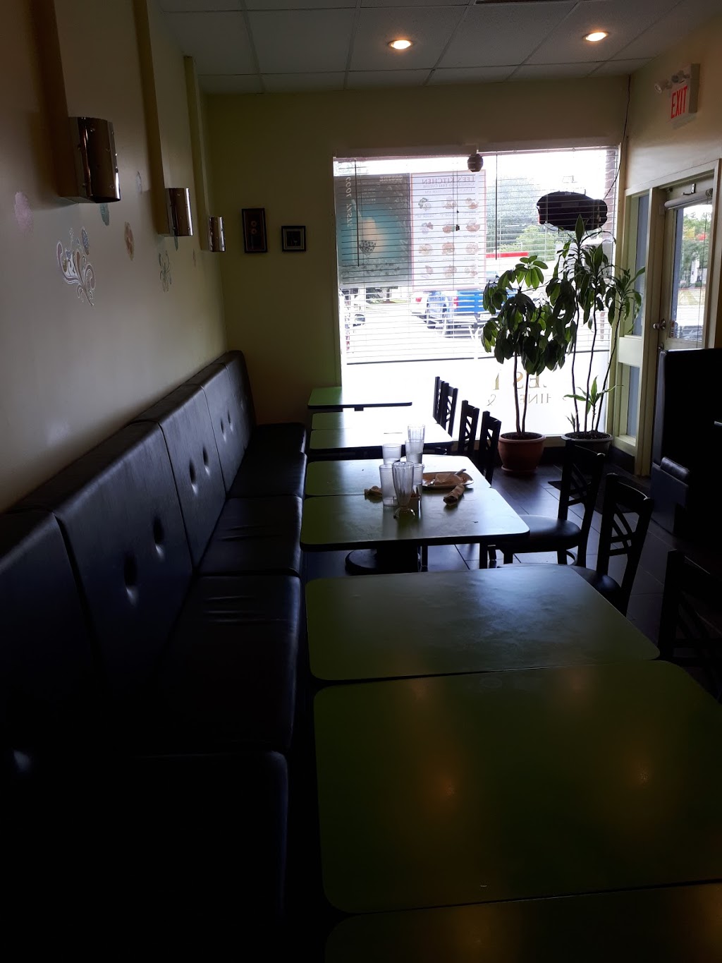 Lees Kitchen Chinese & Thai Cuisine | 346 Bayfield St #4, Barrie, ON L4M 3C4, Canada | Phone: (705) 730-0273