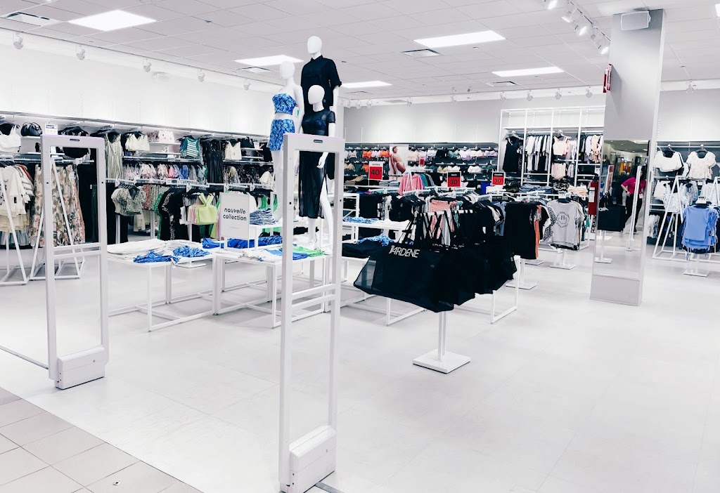 Ardene | 298 Bd Armand-Thériault, Rivière-du-Loup, QC G5R 4C2, Canada | Phone: (581) 214-0481