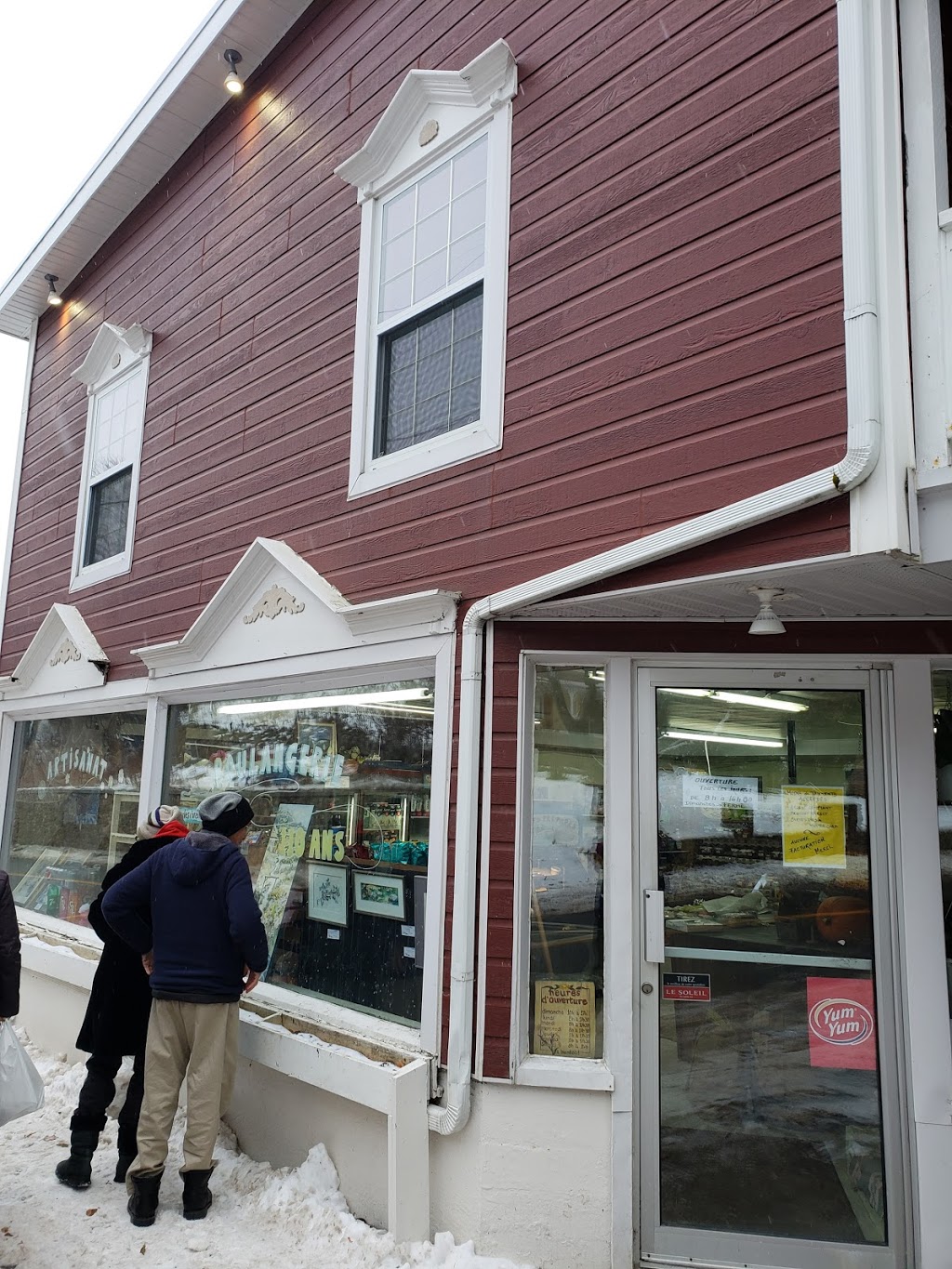 Boulangerie Laurentide | 321 Rue Félix Antoine Savard, Saint-Joseph-de-la-Rive, QC G0A 3Y0, Canada | Phone: (418) 635-2475