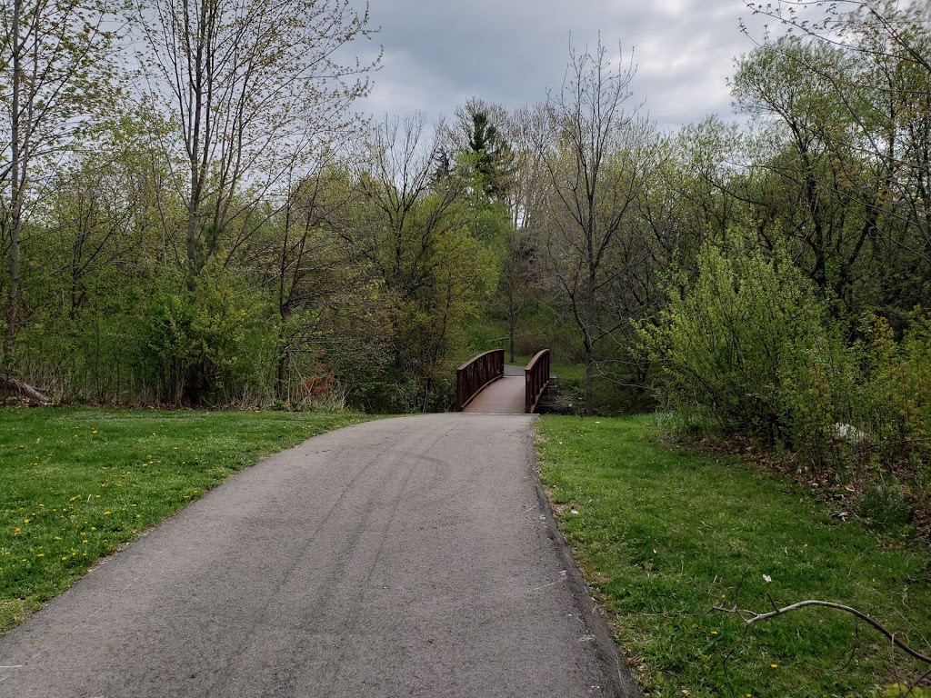 Beaumonde Heights Park | 17 Waltham Dr, Toronto, ON M9V, Canada | Phone: (416) 338-4386