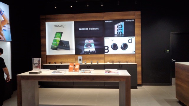 Freedom Mobile | 6631 Island Hwy N, Nanaimo, BC V9T 4T7, Canada | Phone: (250) 933-8160