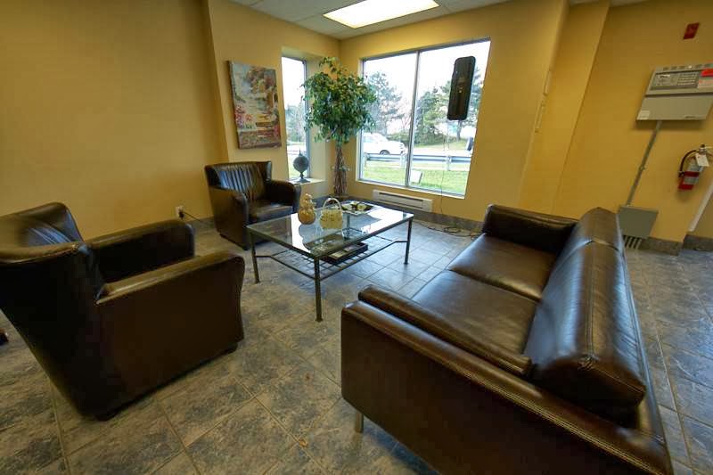 Mississauga Etobicoke Storage | 2545 Summerville Ct, Mississauga, ON L4X 0A2, Canada | Phone: (905) 272-1888