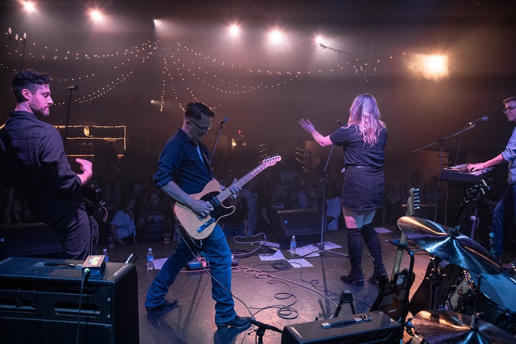 Blue Morris Guitar Lessons | 336 E 1st Ave, Vancouver, BC V5T 4R6, Canada | Phone: (604) 730-1066