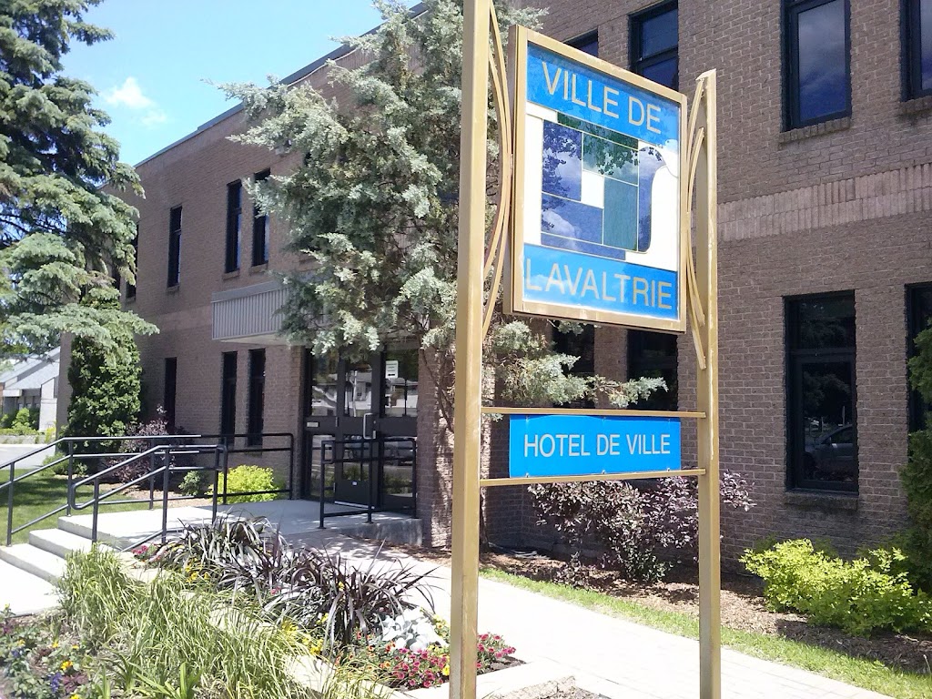 Hôtel de ville de Lavaltrie | 1370 Rue Notre-Dame, Lavaltrie, QC J5T 1M5, Canada | Phone: (450) 586-2921