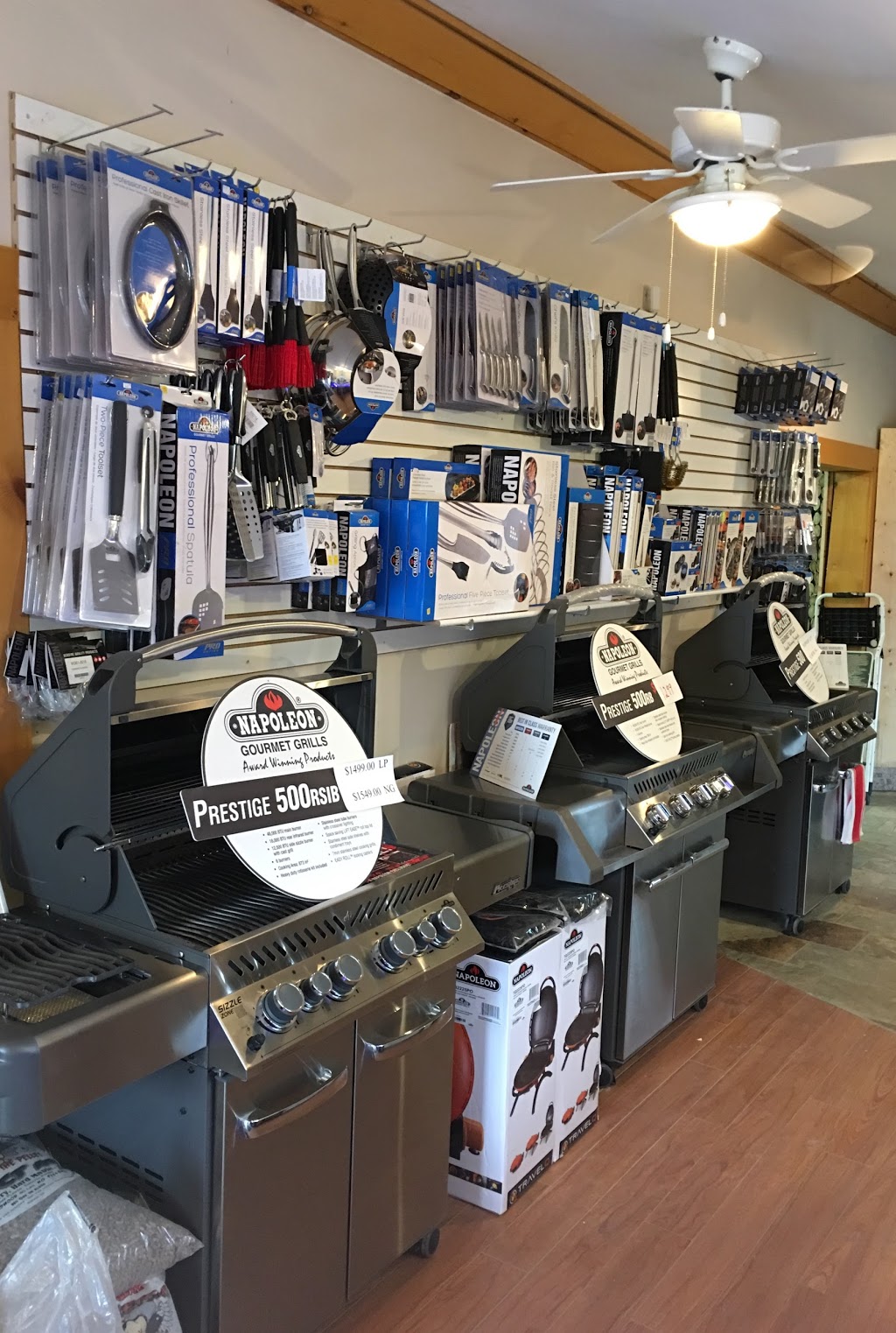 Overridge Fireplace & BBQ Store | 170 Casimir St, Port Perry, ON L9L 1B7, Canada | Phone: (905) 985-0715