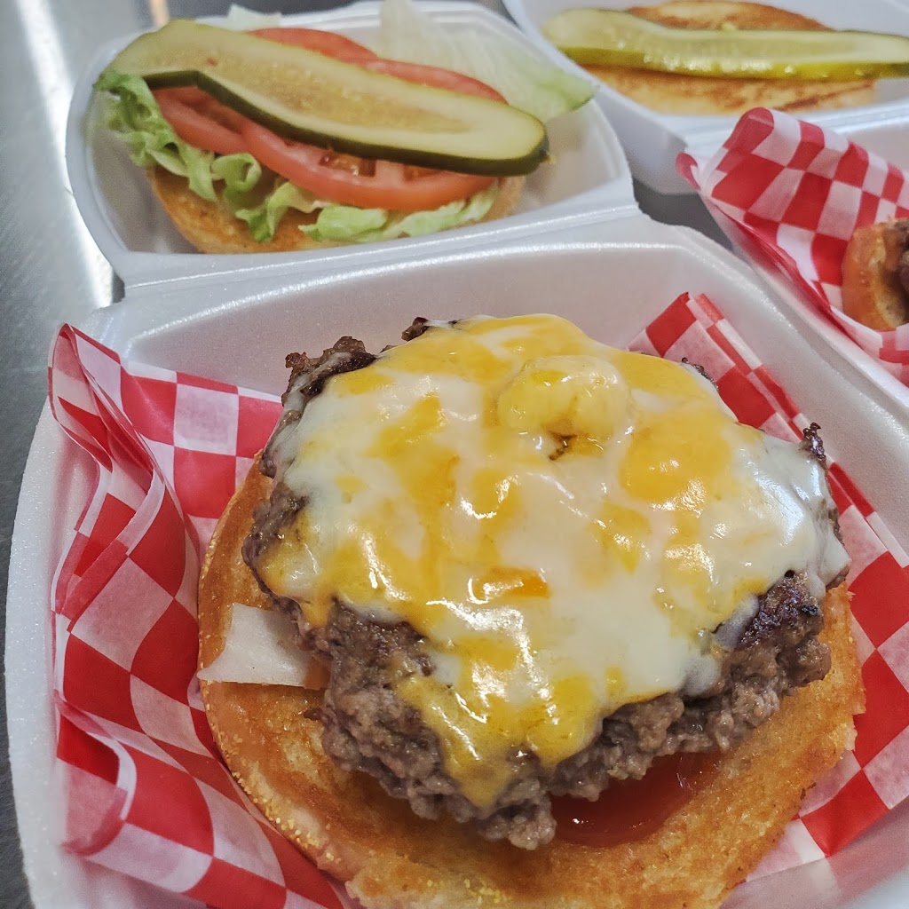 Shakers diner | 98 Queen St, Lakefield, ON K0L 2H0, Canada | Phone: (705) 651-6608