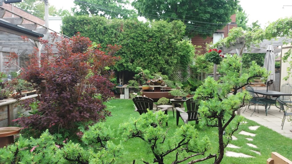 Maison Aux Pignons | 1313 Rue Saint-Louis, Saint-Laurent, QC H4L 2P4, Canada | Phone: (514) 744-3729
