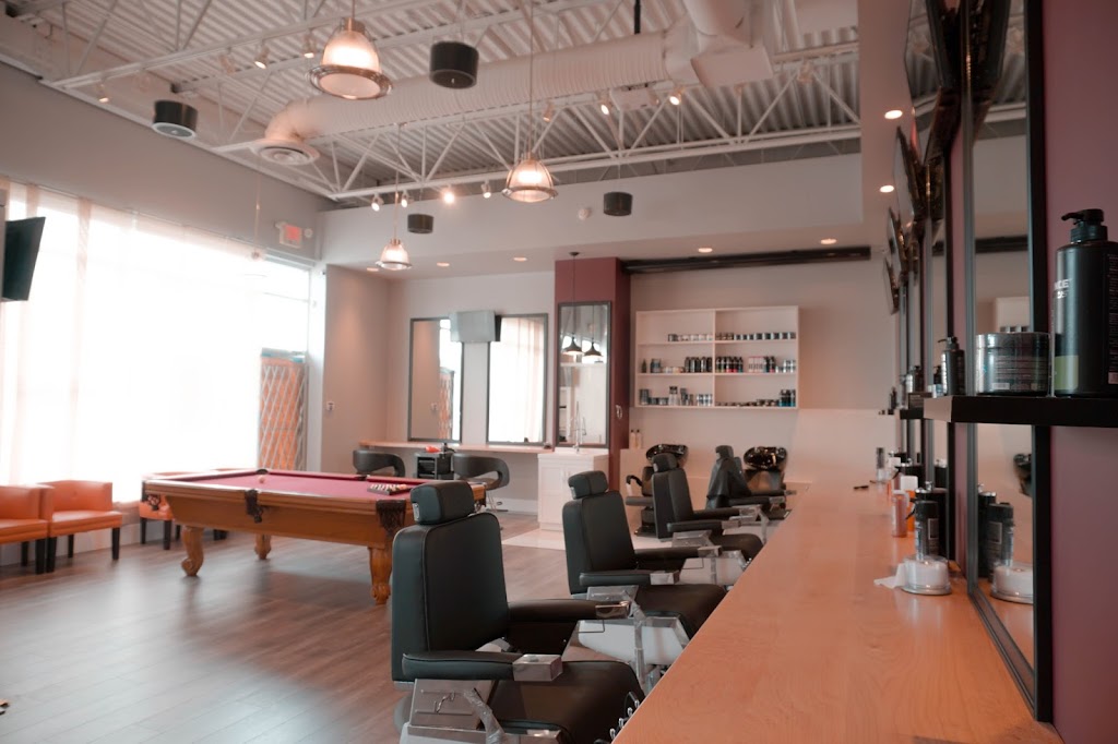 Hyde Barber Lounge | 15335 56 Ave #102, Surrey, BC V3S 0X9, Canada | Phone: (604) 372-4933
