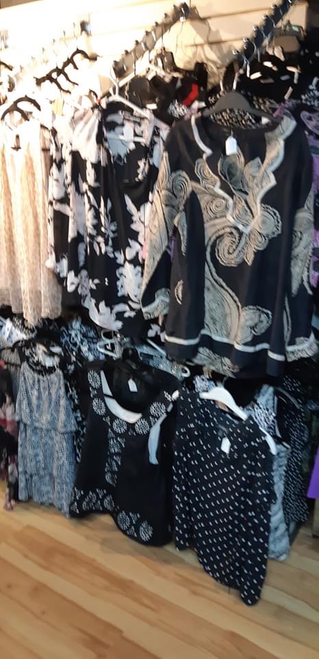 Fripes à la mode de Caroline | 249 Boulevard Sir-Wilfrid-Laurier, Beloeil, QC J3G 4H1, Canada | Phone: (438) 494-6292