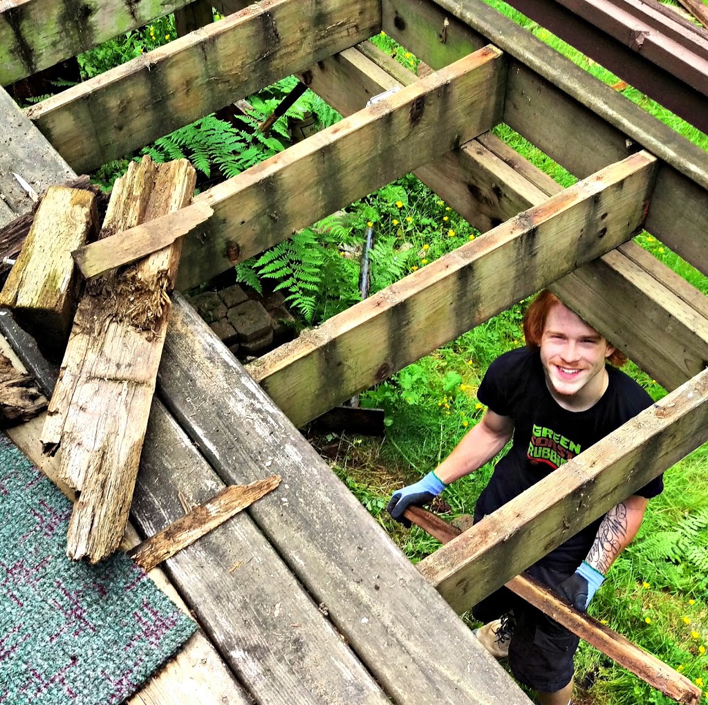 Green Coast Rubbish | 1991 Deep Cove Rd, North Vancouver, BC V7G 1S7, Canada | Phone: (604) 230-4530