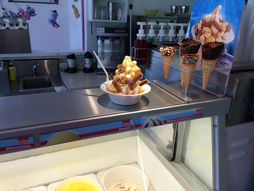 Sucré Salé | 253 Rue Queen, Sherbrooke, QC J1M 1K8, Canada | Phone: (819) 791-5151