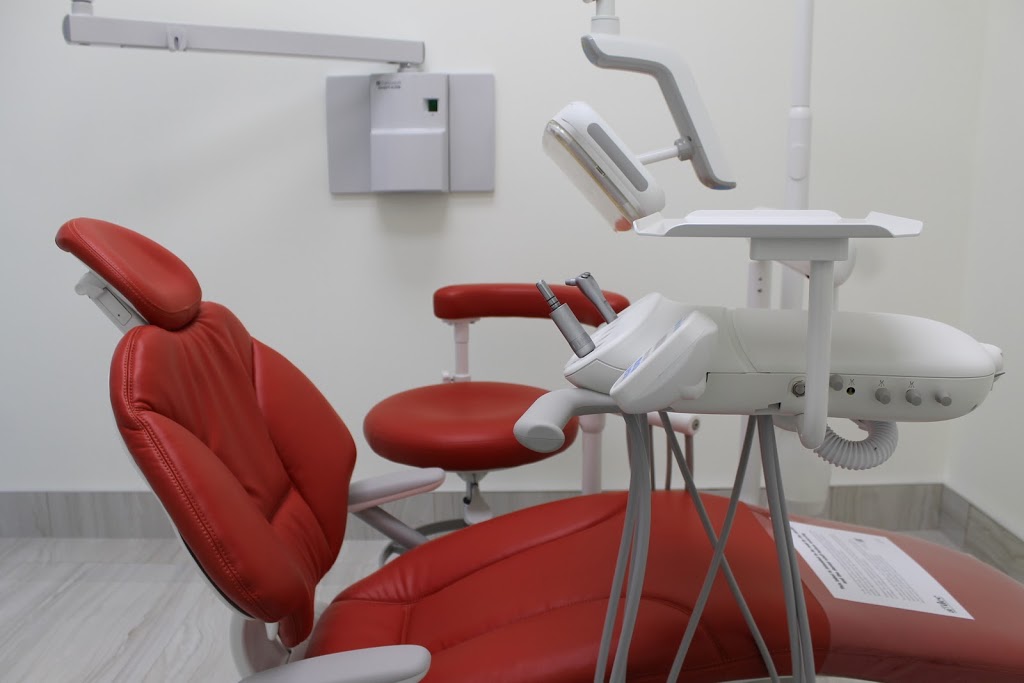 WORLD DRIVE DENTISTRY | 70 World Dr Unit 2, Mississauga, ON L5T 0B6, Canada | Phone: (905) 696-7500