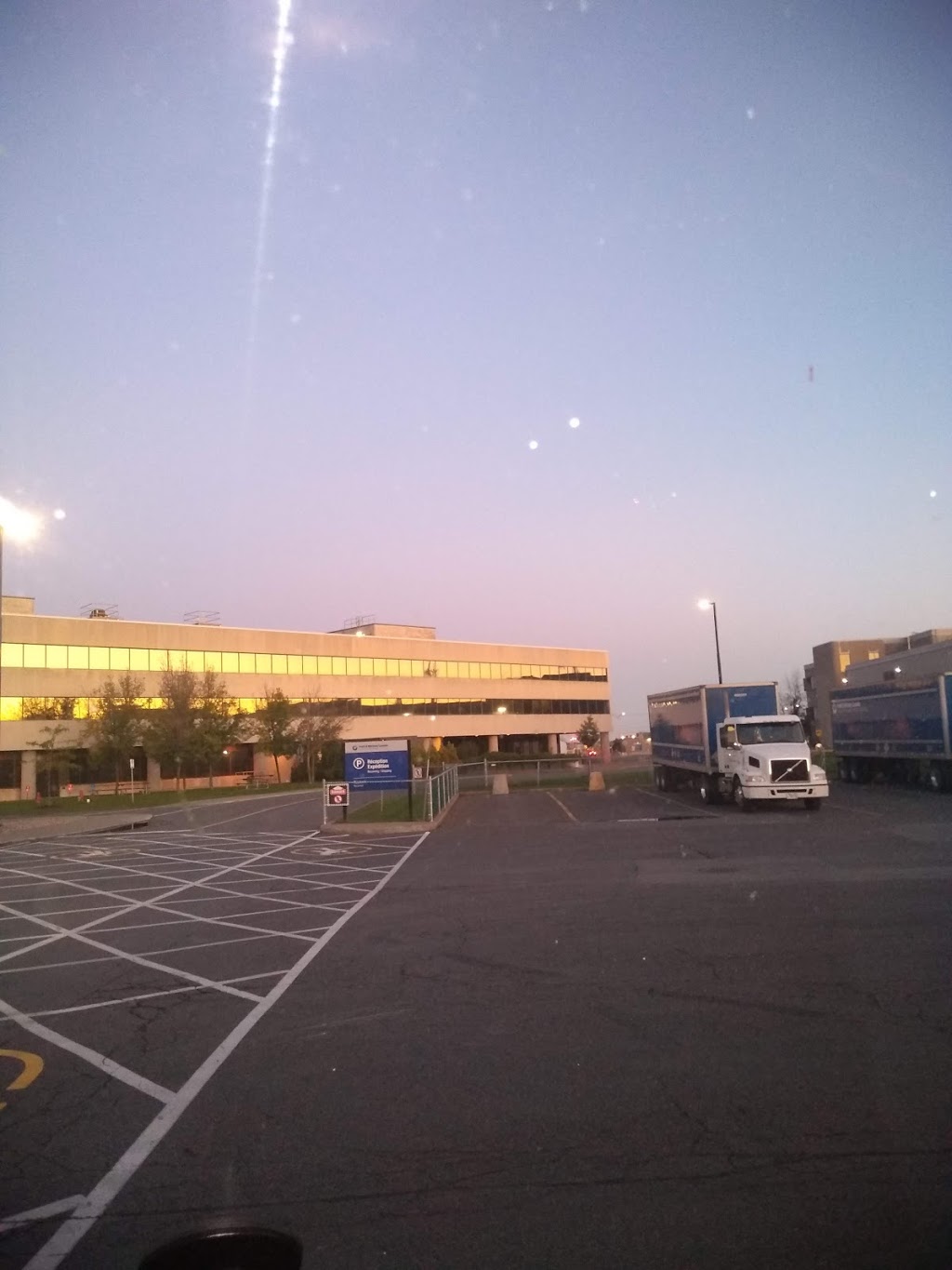 Pratt & Whitney Canada 1000 Boulevard MarieVictorin, Longueuil, QC