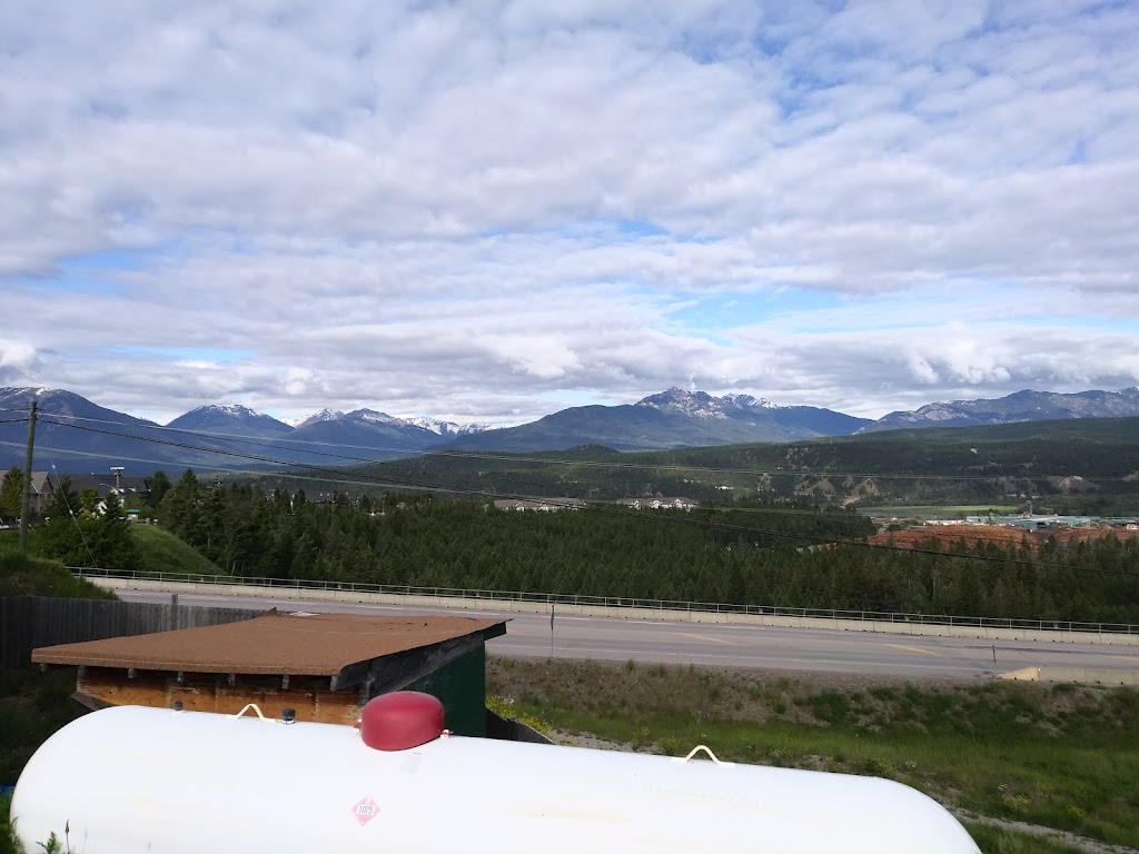 Radium Car Wash | 4929 BC-93, Radium Hot Springs, BC V0A 1M0, Canada | Phone: (250) 347-9988