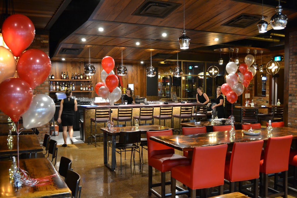 Rust Bistro Bar | 1801 Walkers Line #7, Burlington, ON L7M 0H6, Canada | Phone: (905) 336-3555