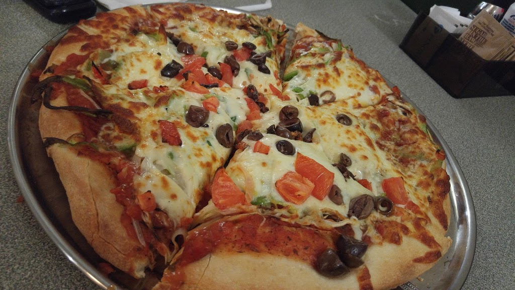 Restaurant Centrale Pizzeria | 7610 Rue Centrale, LaSalle, QC H8P 1K9, Canada | Phone: (514) 363-7444