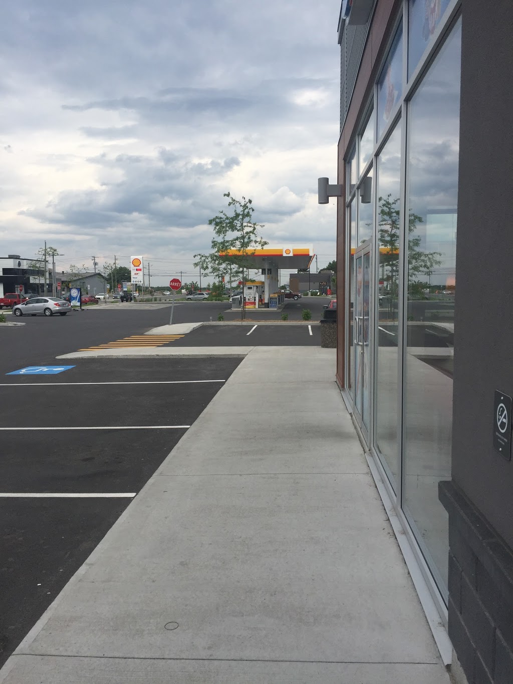 Shell | 524 Boulevard Cadieux, Beauharnois, QC J6N 2G2, Canada | Phone: (450) 225-0289