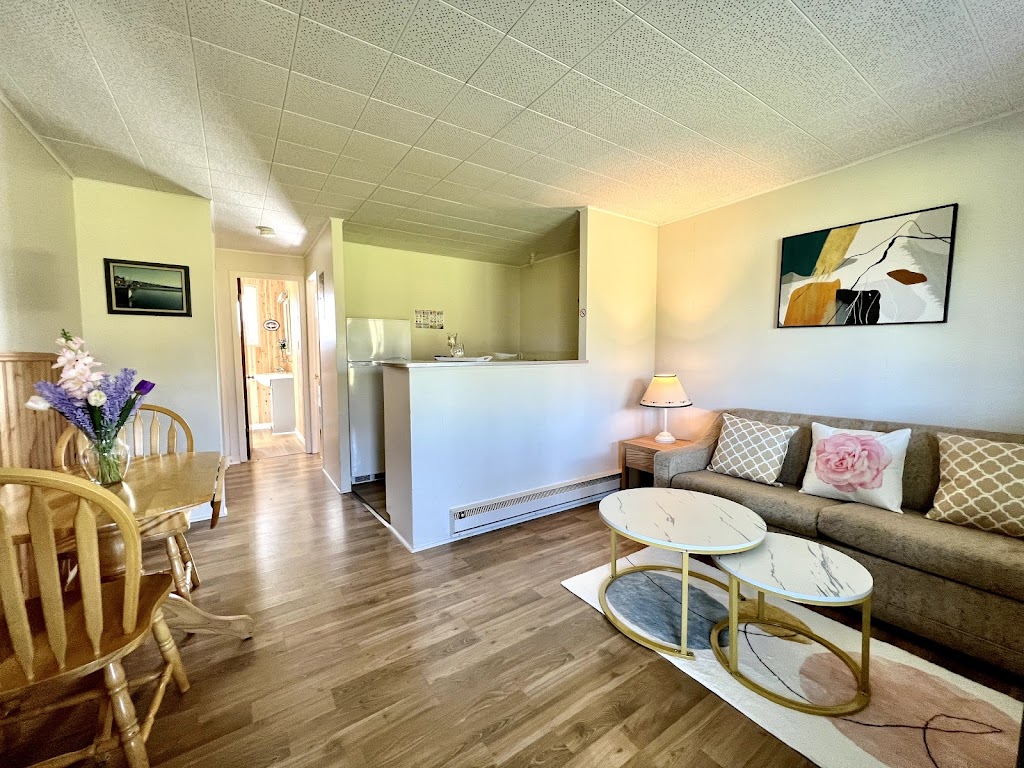 St Lawrence Motel | 351 Gulf Shr Pkwy W, North Rustico, PE C0A 1X0, Canada | Phone: (902) 963-2053