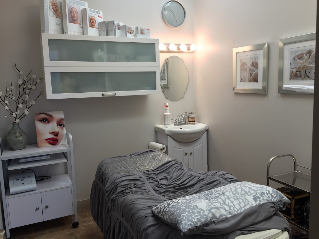 Phamtastic Nails & Spa (Westbrook) | 1002 37 St SW #102, Calgary, AB T3C 1S2, Canada | Phone: (403) 249-3323