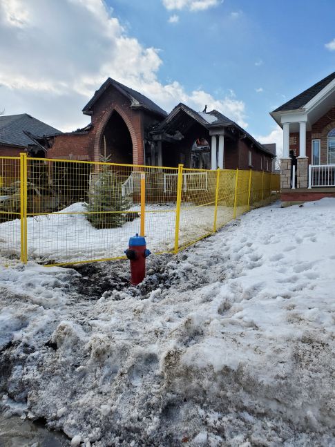 Modern Fence & Bin Rental | 5374 Scotch Line, Alliston, ON L9R 1V2, Canada | Phone: (855) 232-9991