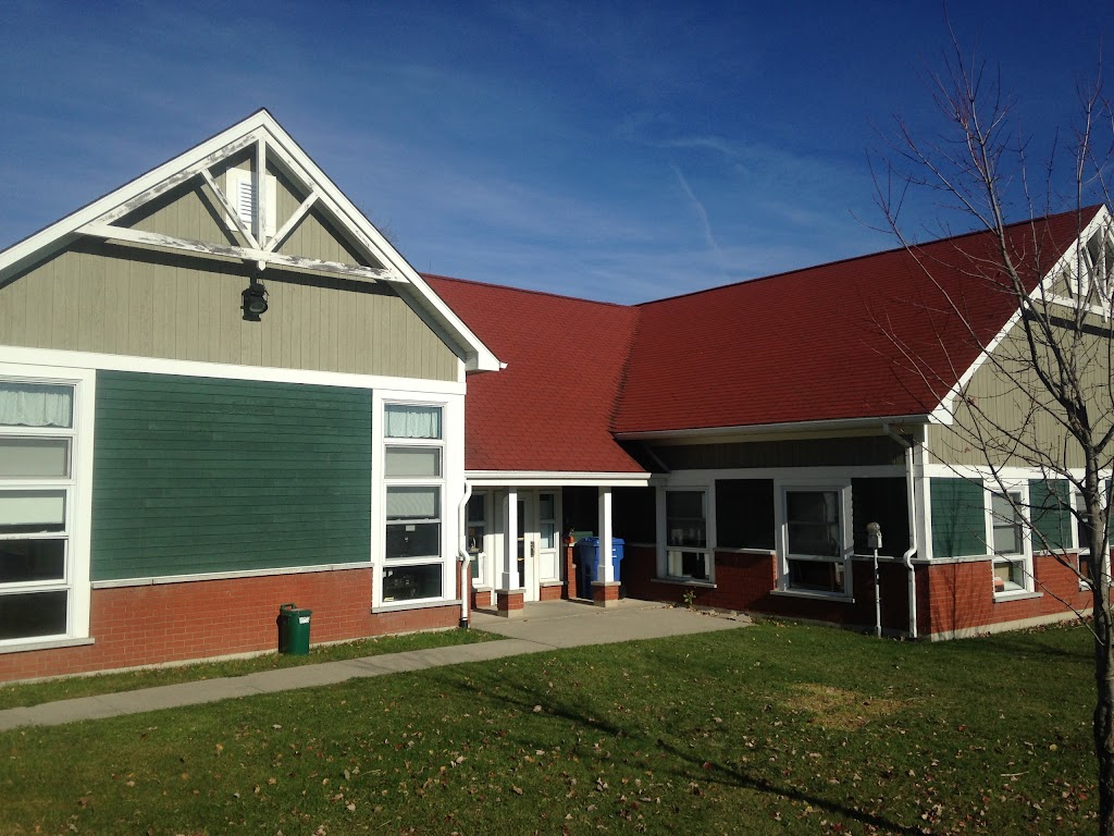 Cpe Lenfantillage Inc | 420 Rue Merrill, Coaticook, QC J1A 1X5, Canada | Phone: (819) 849-7403