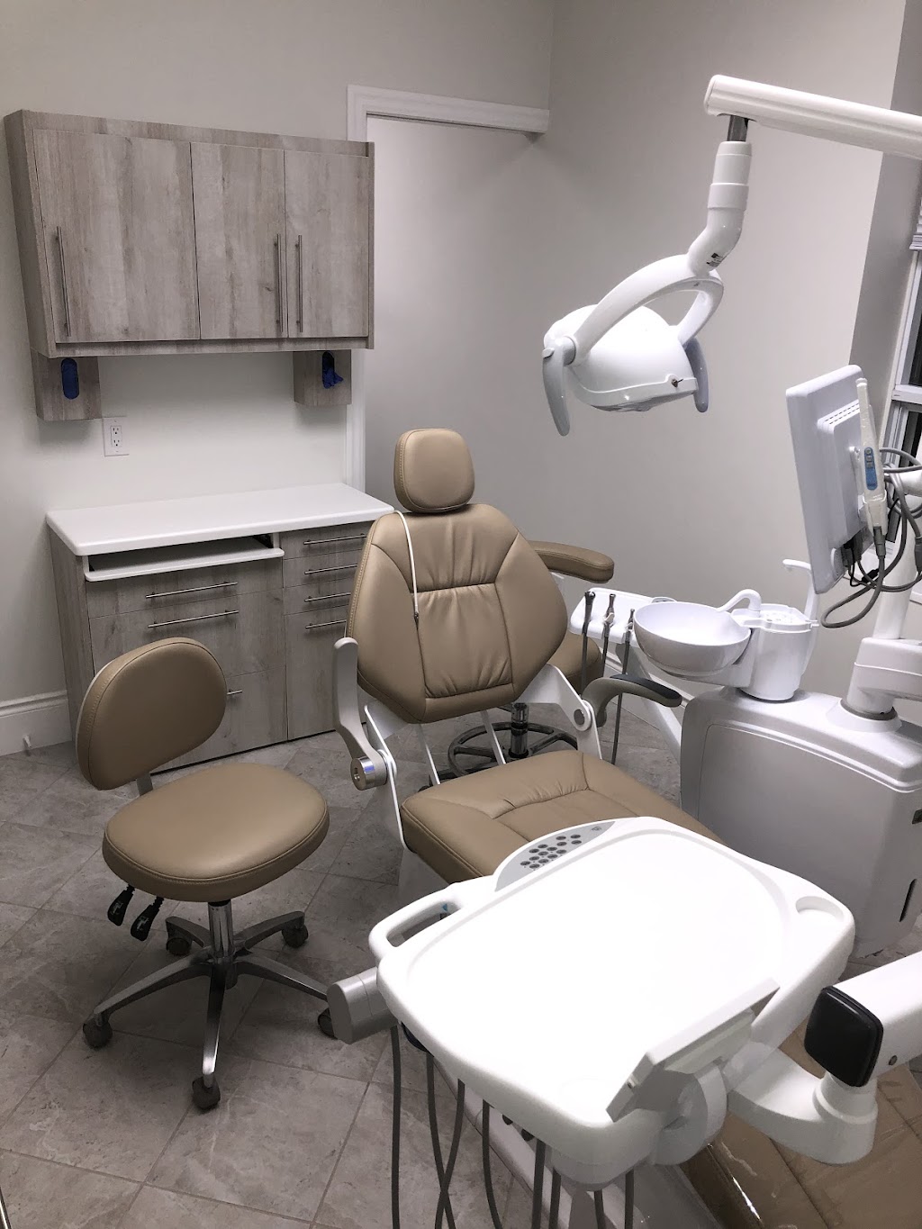 Dental Centre on Sheppard W. /Dr.Olha Shender | 638 Sheppard Ave W Unit 216, North York, ON M3H 2S1, Canada | Phone: (647) 343-8553