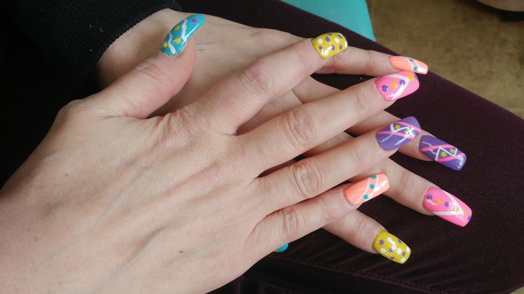#1 City Nails | 595 Carlton St, St. Catharines, ON L2M 4Y2, Canada | Phone: (905) 684-2002