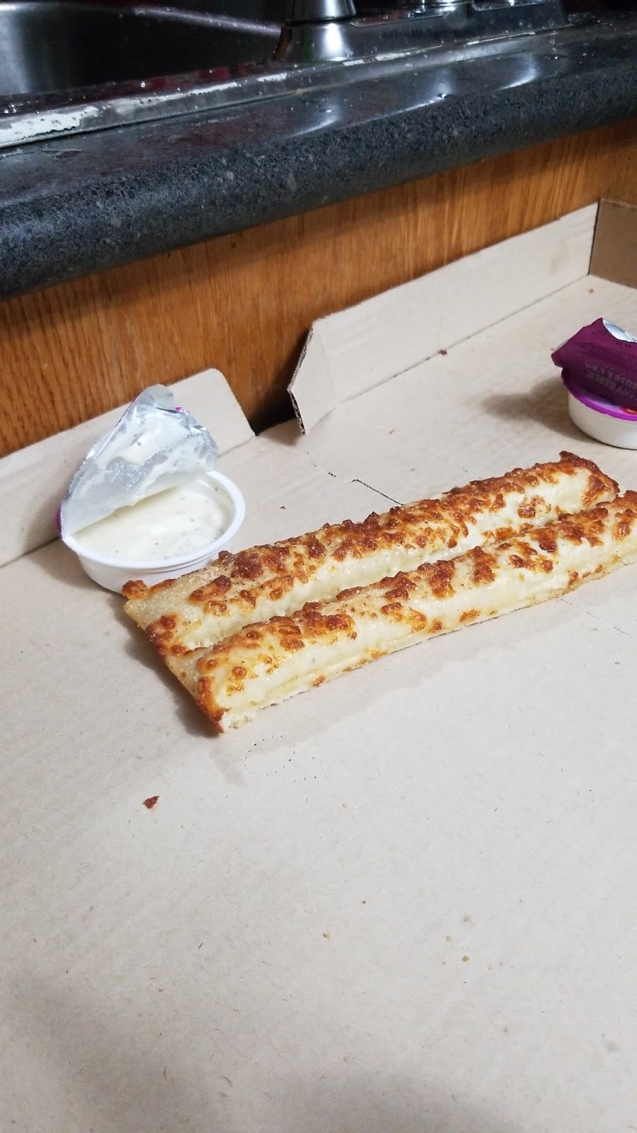 Pizza Hut | 1 Bartley Bull Pkwy Unit 9, Brampton, ON L6W 2J3, Canada | Phone: (905) 450-0809