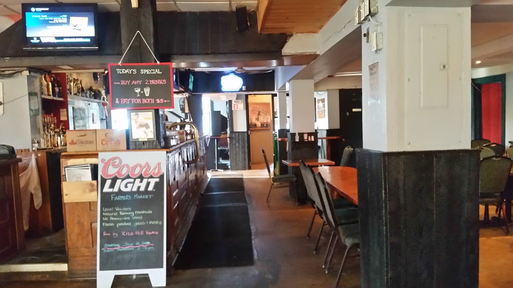 MUDDY WATER HOTEL | 25 Main St W, Beeton, ON L0G 1A0, Canada | Phone: (905) 729-2693