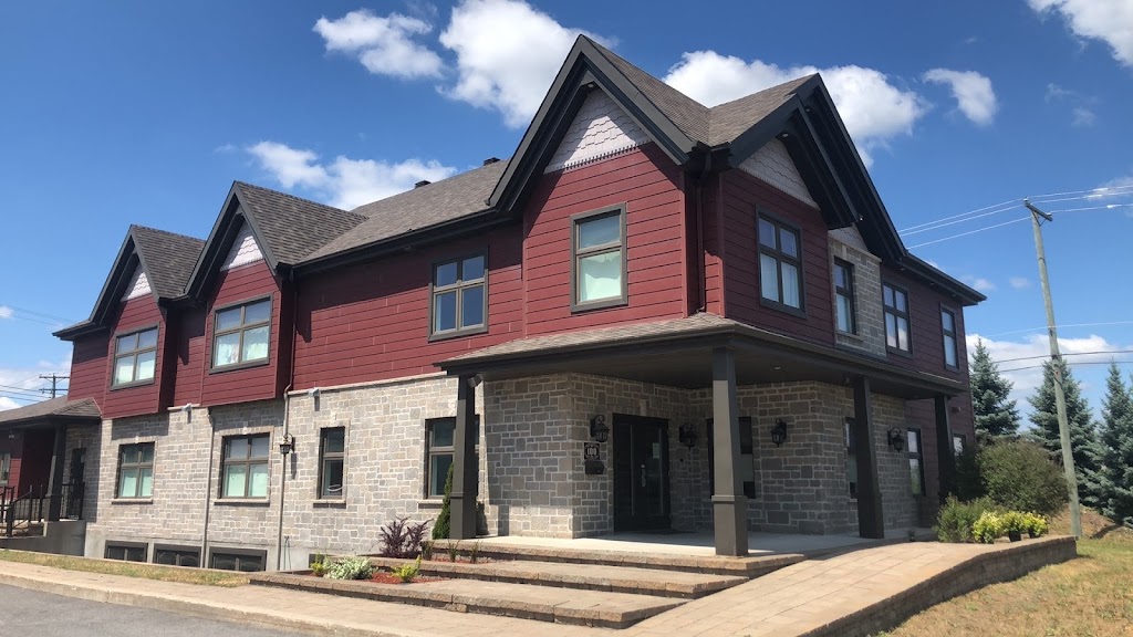 Nursery La Petite Académie | 100 Rue du Bruant, Terrebonne, QC J6V 0C6, Canada | Phone: (450) 585-5595