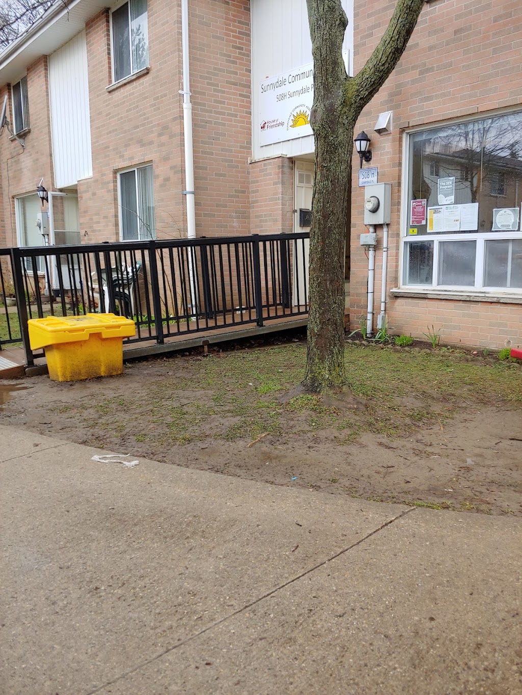 Sunnydale Community Center | 508H Sunnydale Pl, Waterloo, ON N2L 4T1, Canada | Phone: (519) 883-0410