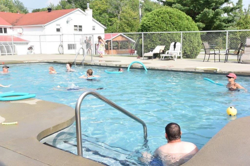 Auberge Papillon Lune | 1185 Chemin Ely, Melbourne, QC J0B 2B0, Canada | Phone: (819) 826-6222