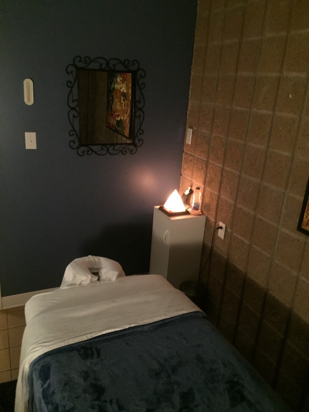 Centre Arnica Massages | 75 Rue dEdmonton, Gatineau, QC J8Y 6W9, Canada | Phone: (819) 770-3083