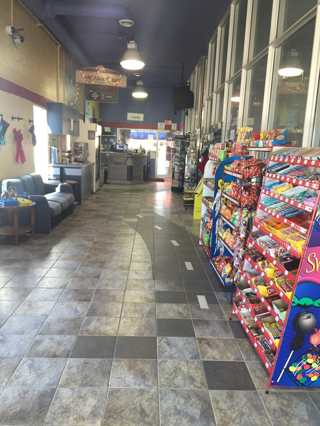 Autowash Express Car Wash | 4060 Montrose Rd, Niagara Falls, ON L2H 1J9, Canada | Phone: (905) 356-8000