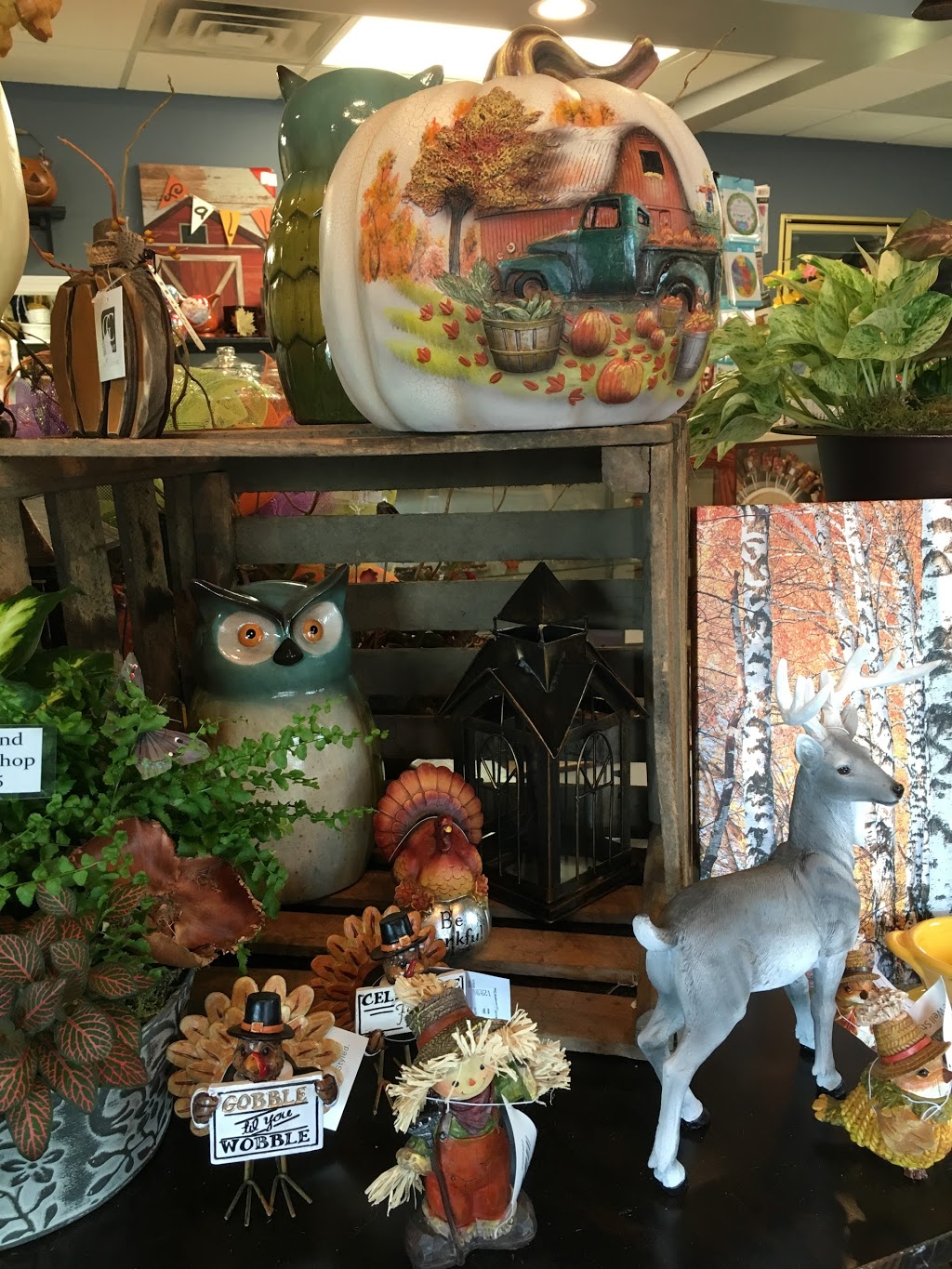 Richmond Flower Shop | 69001 N, Main St, Richmond, MI 48062, USA | Phone: (586) 727-1011