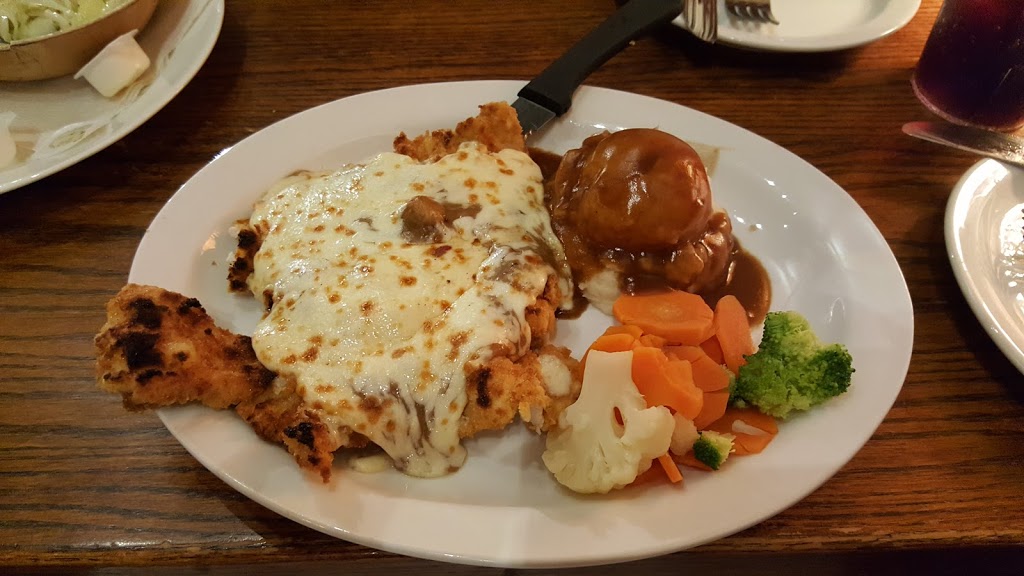 The Rocky Mountain House Restaurant | 409 Stewart St, Renfrew, ON K7V 1Y4, Canada | Phone: (613) 432-5801