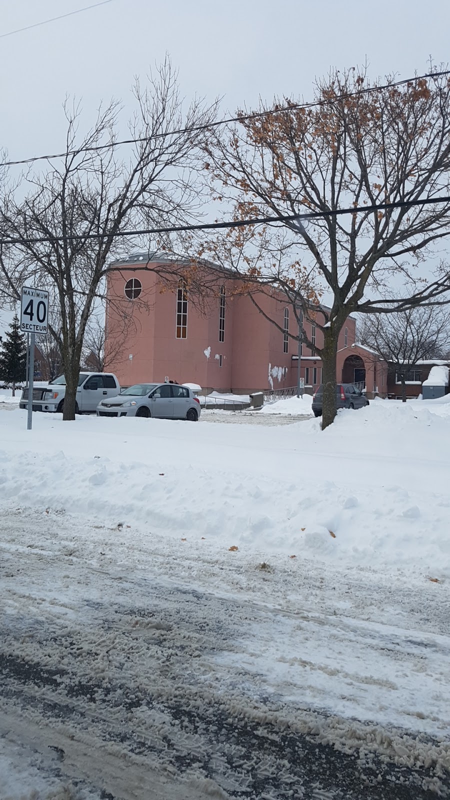 St. Ferdinand | 3250 Rue Esther, Laval, QC H7P 4X3, Canada | Phone: (450) 625-1876
