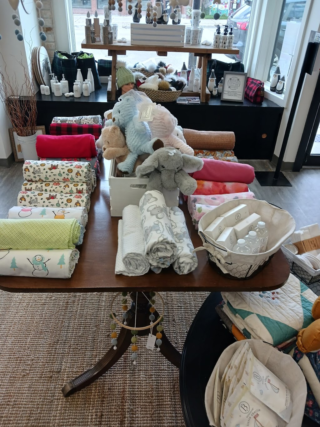 Pennys of Blyth | 439 Queen St, Blyth, ON N0M 1H0, Canada | Phone: (416) 819-5539