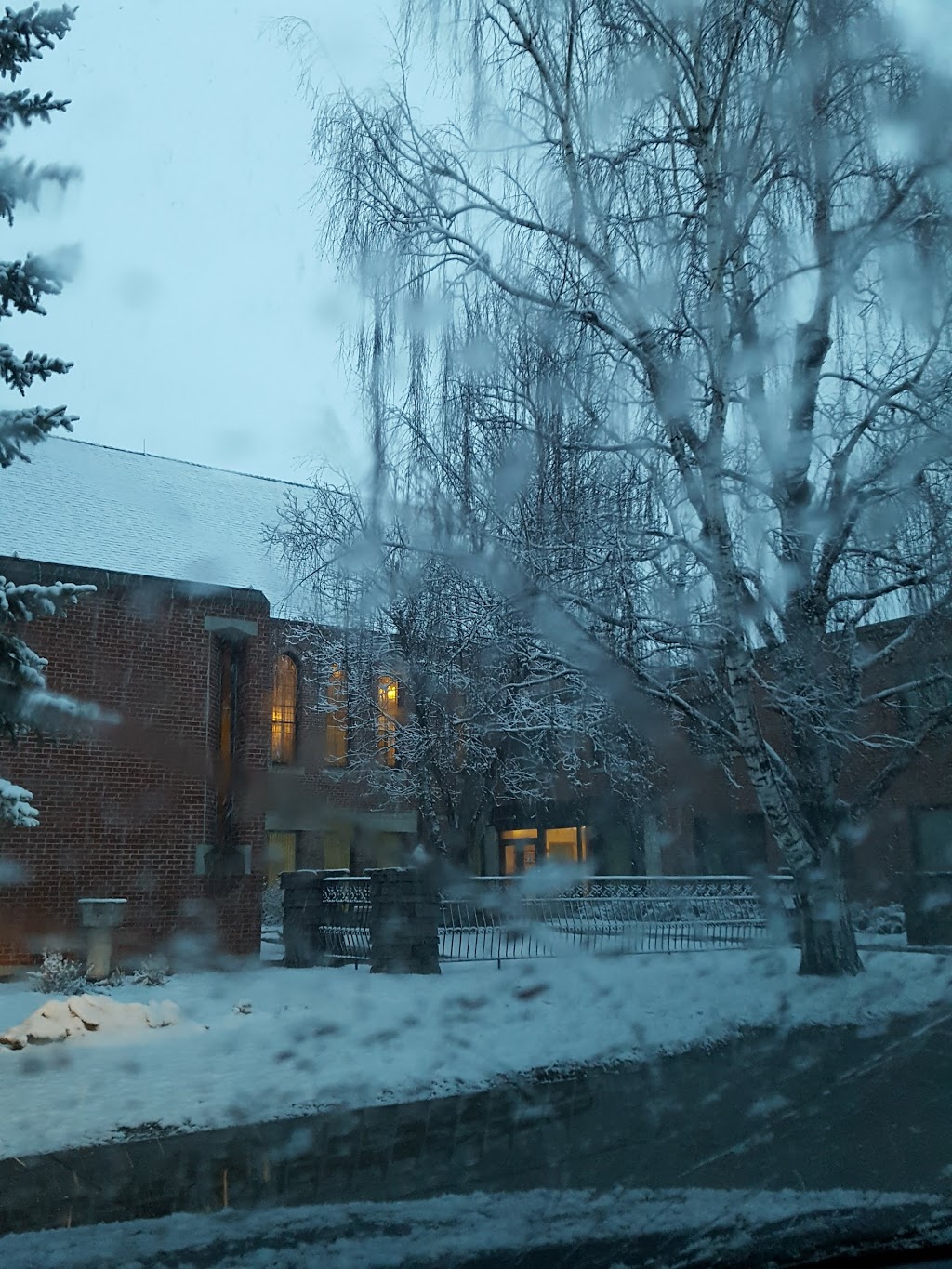 St. Joseph Catholic Church | 640 19 Ave NW, Calgary, AB T2M 0Y8, Canada | Phone: (403) 289-2591