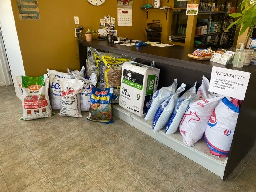 Lespace agricole inc. | 526 Chem. du Petit-Bernier, Saint-Jean-sur-Richelieu, QC J2Y 1C3, Canada | Phone: (450) 347-9077