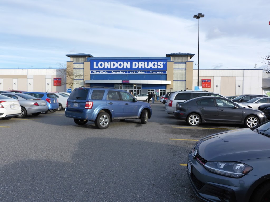 SmartCentres Langley | 20202 66 Ave, Langley Twp, BC V2Y 1P3, Canada | Phone: (905) 760-6200