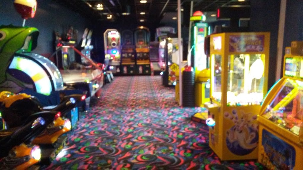 Pump House Indoor Waterpark | 830 Jay Peak Rd, Jay, VT 05859, USA | Phone: (802) 988-2710